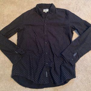 American Eagle Long-sleeve Button-Up